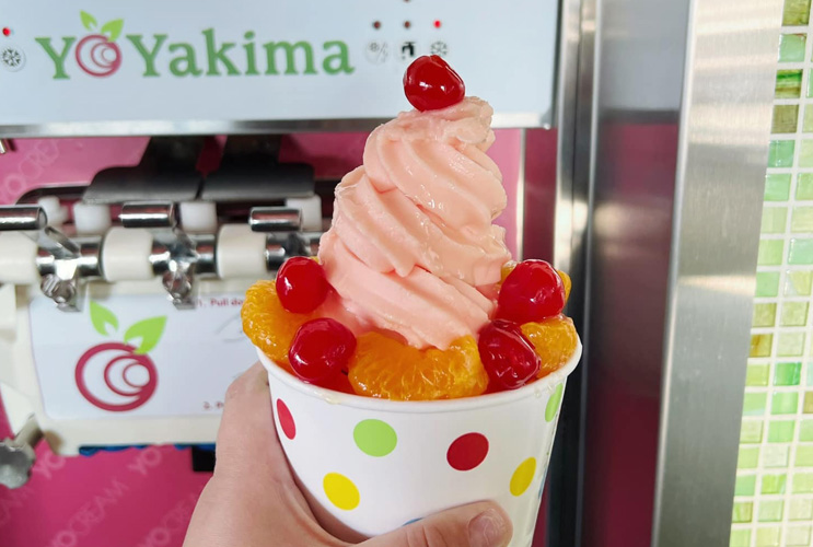 Yo Yakima Self-Serve Frozen Yogurt
