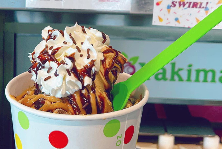 Yo Yakima Self-Serve Frozen Yogurt